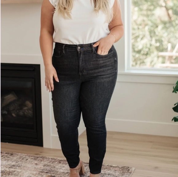 Judy Blue Skinny Fit Black Wash Jeans Womens Size 14 W JB88450 - Picture 4 of 10